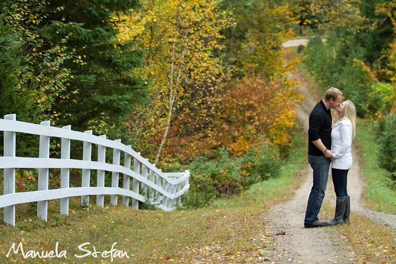 Fall engagement photos 01