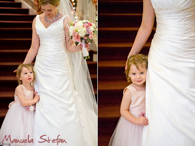 Bride with flower girl 01