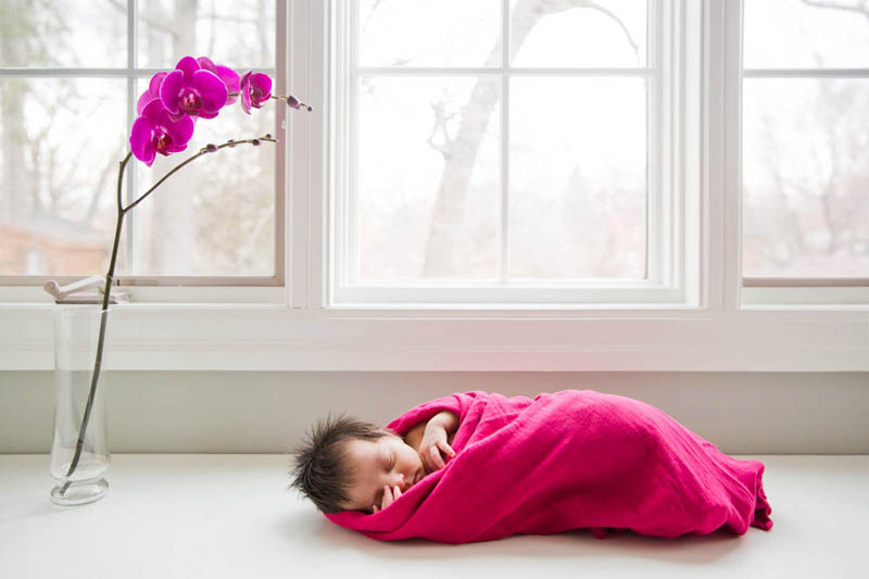 Toronto newborn photographer