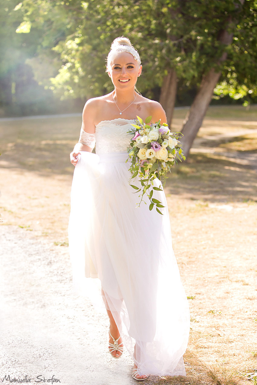 Bride in Grace Loves Lace dress