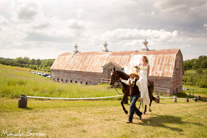 Bride on horse at Pine Brook Farm Wisconsin