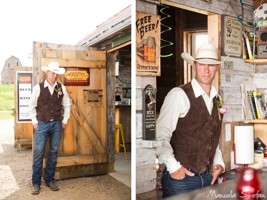 Groom portraits at Pine Brook Farm