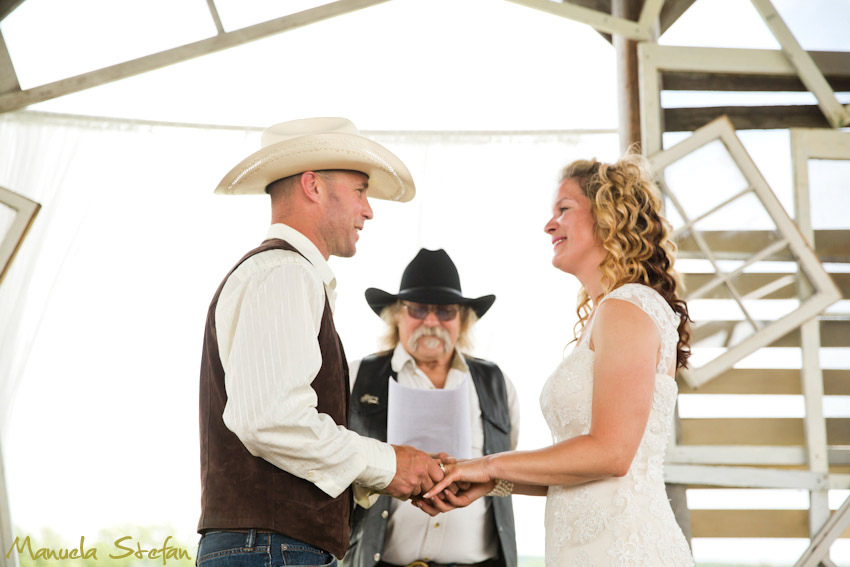 Pine Brook Farm in house wedding photographer