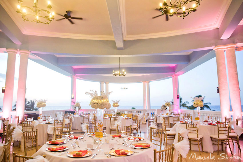 Destination wedding decor by Helen G Events