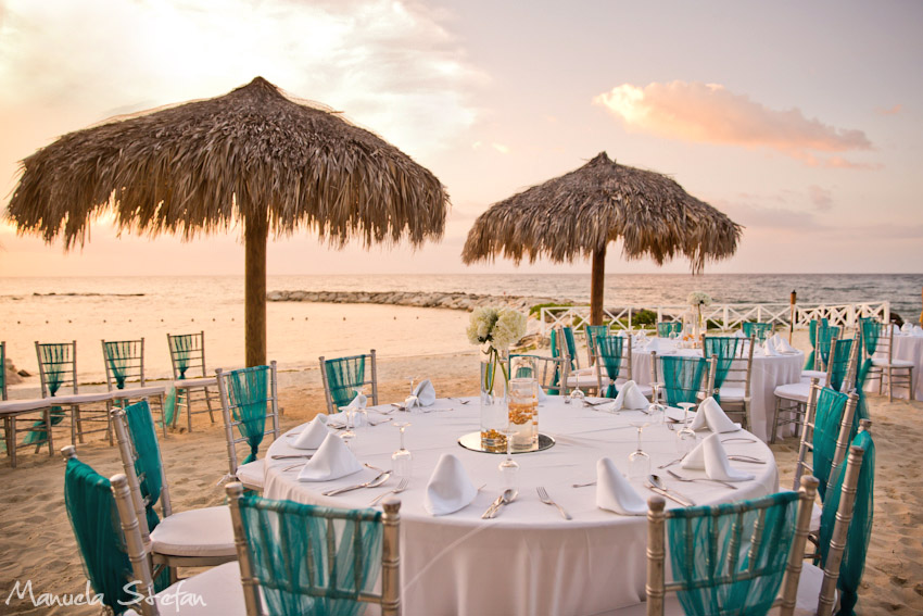 Las Brisas Beach wedding reception