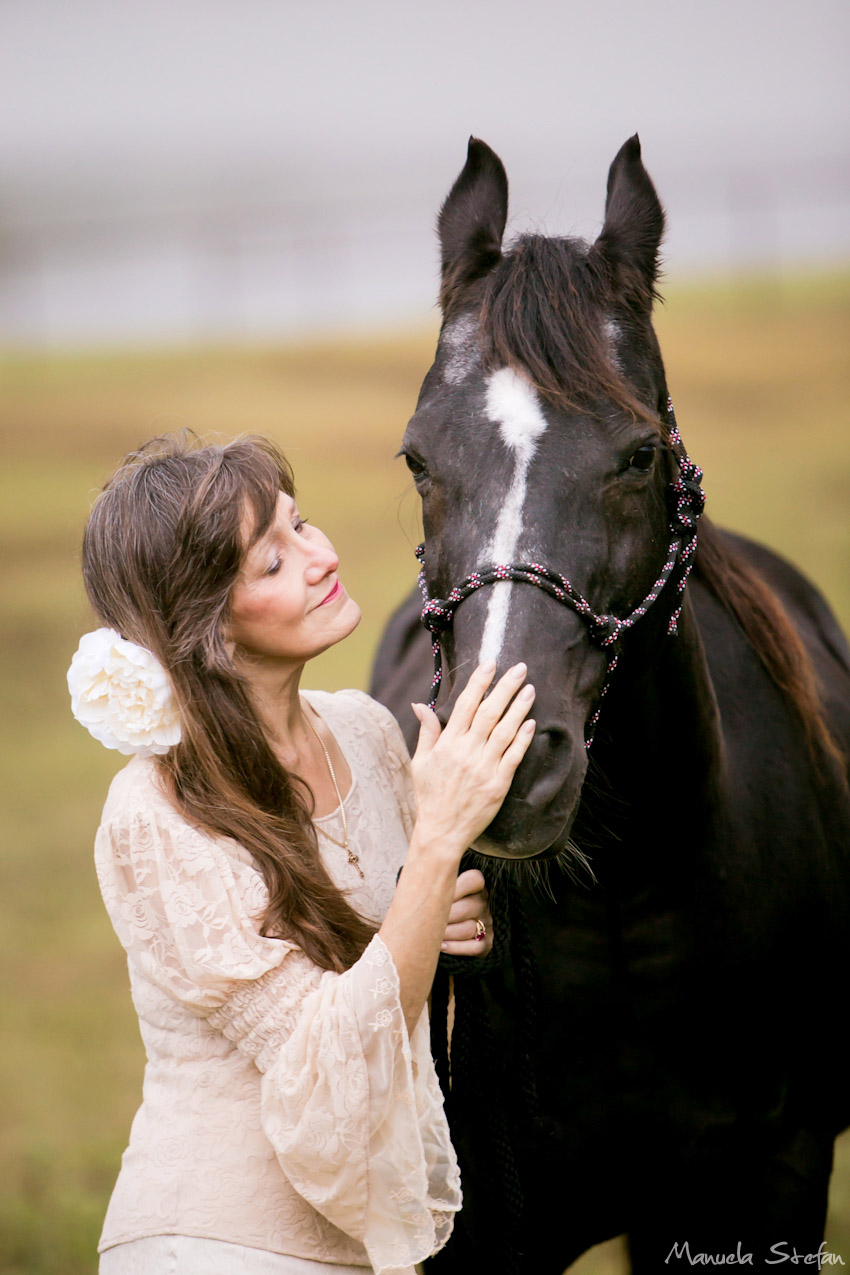 bride-and-horse-portrait-texas