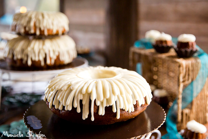 wedding-cake-rusty-barn-ranch