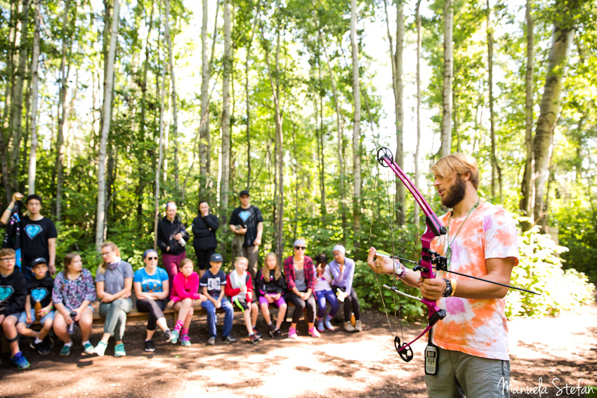 Archery for children at camp Yowochas