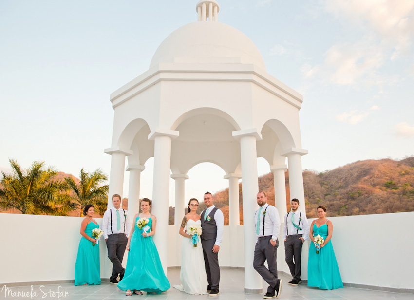 Destination wedding party Costa Rica