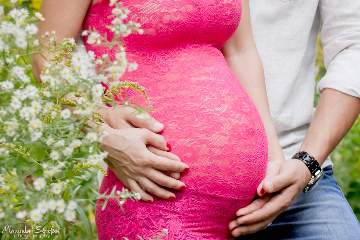 Toronto maternity photographer